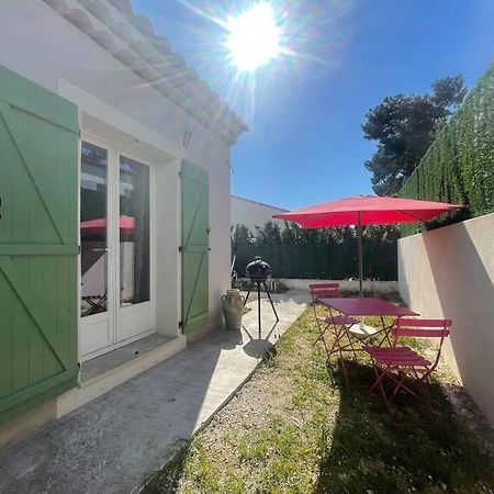 Logement Cosy Cuisine / Terrasse / Bbq Ollioules Bagian luar foto